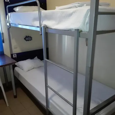 Hostel Hi - De Juventude *